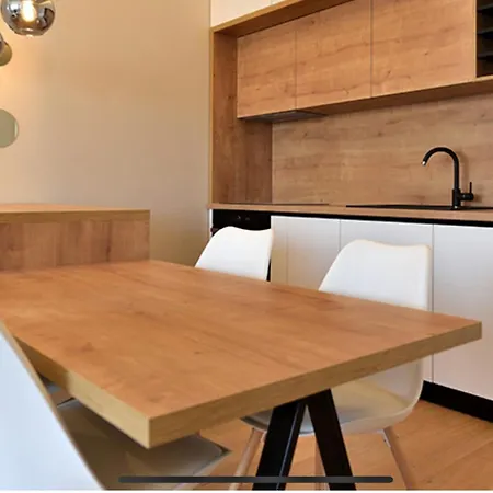Luxury Place Apartment